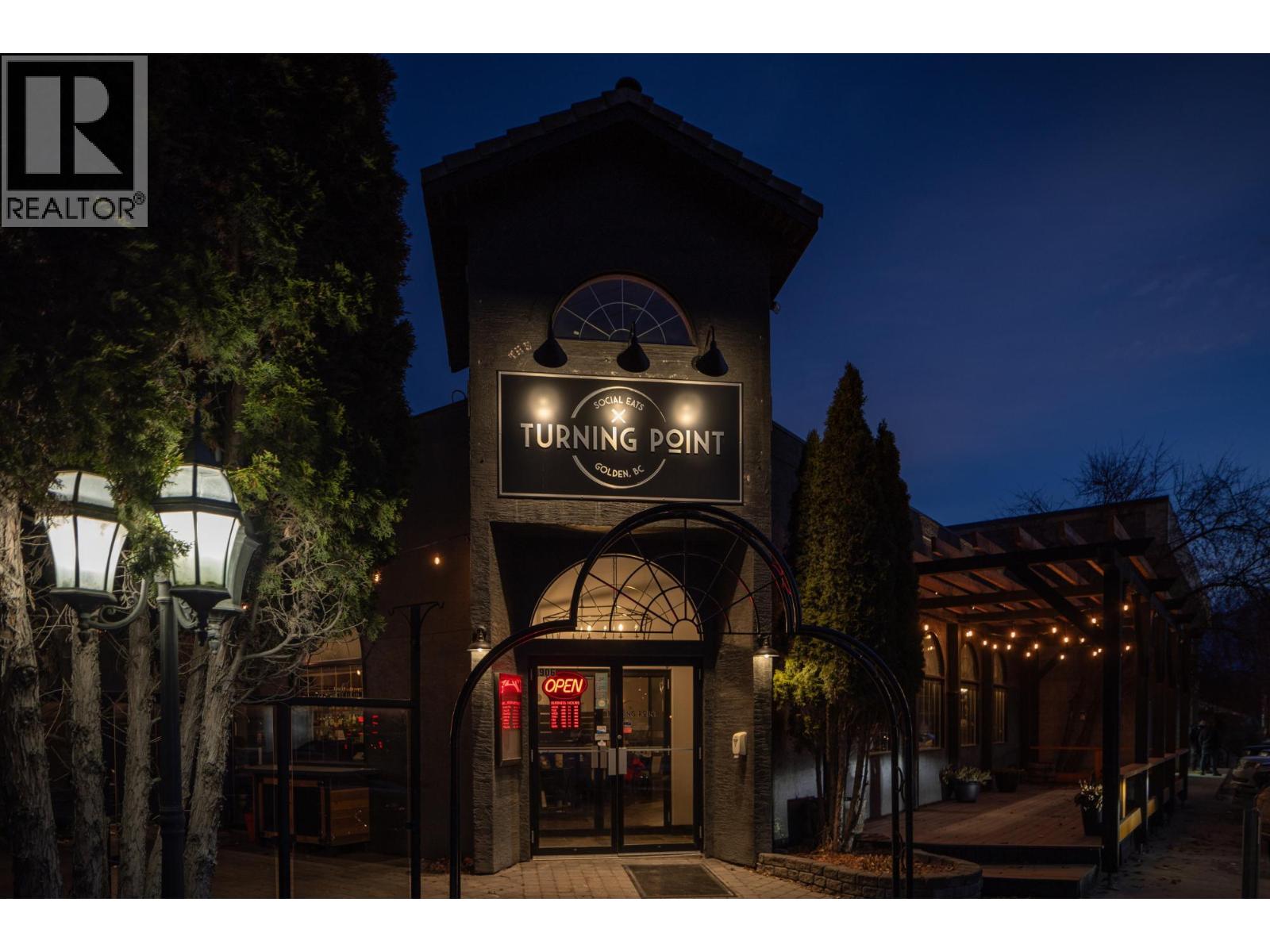 906 11th Avenue, Golden, British Columbia  V0A 1H0 - Photo 4 - 2479990