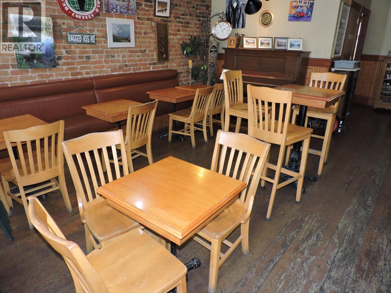 325 Copper Avenue S, Greenwood, British Columbia  V0H 1J0 - Photo 21 - 2480087