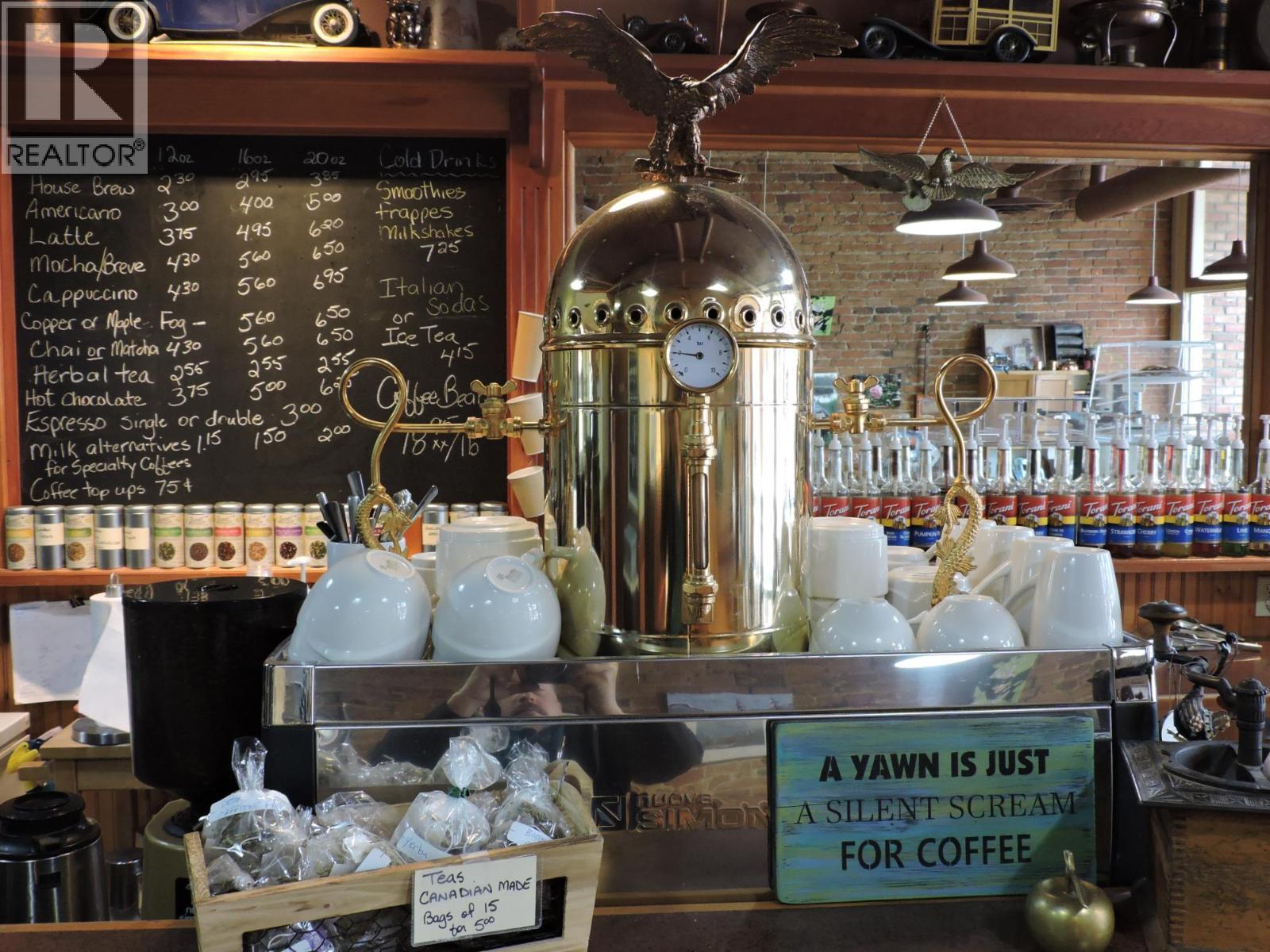 325 Copper Avenue S, Greenwood, British Columbia  V0H 1J0 - Photo 23 - 2480087