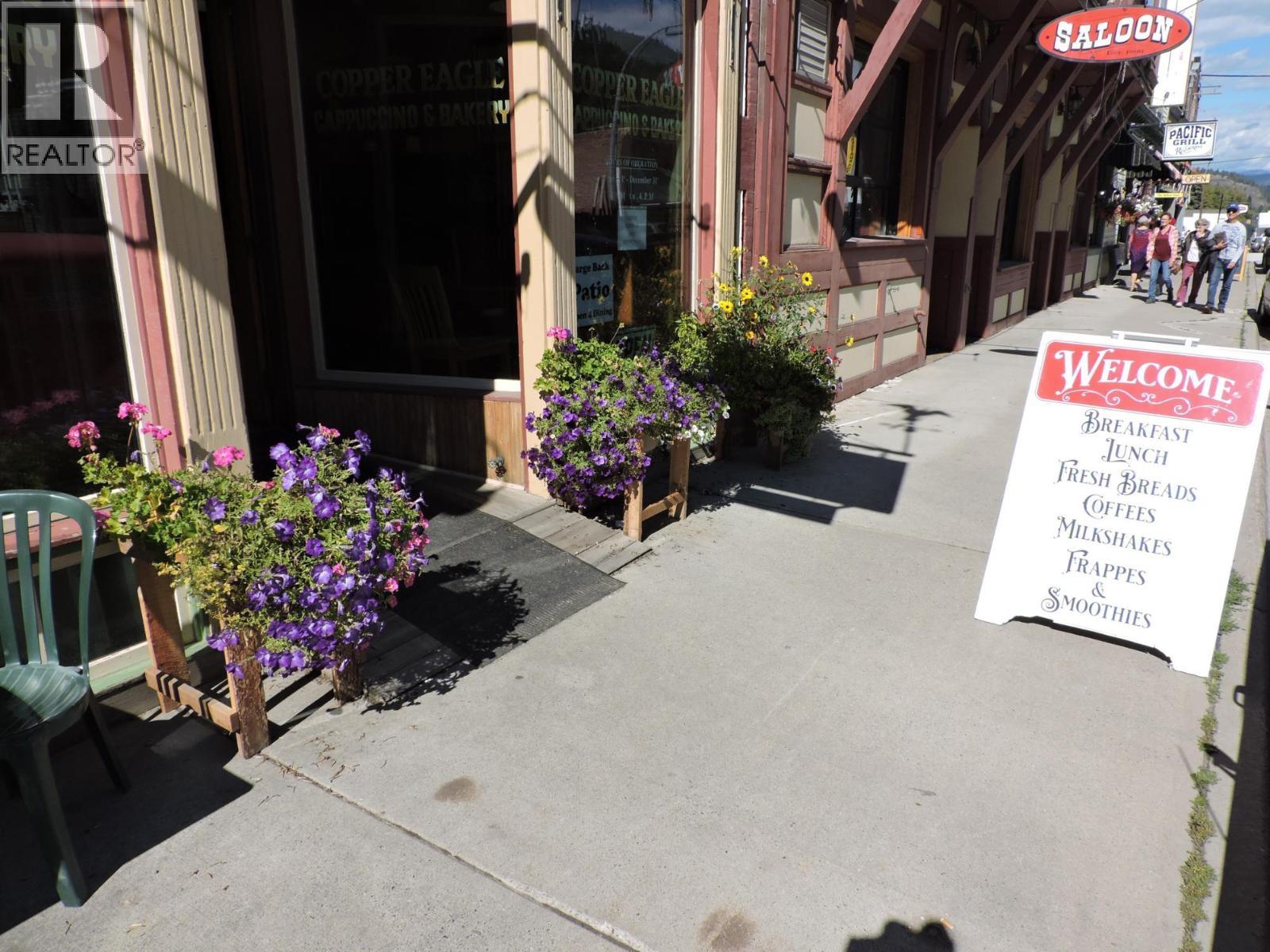 325 Copper Avenue S, Greenwood, British Columbia  V0H 1J0 - Photo 4 - 2480087