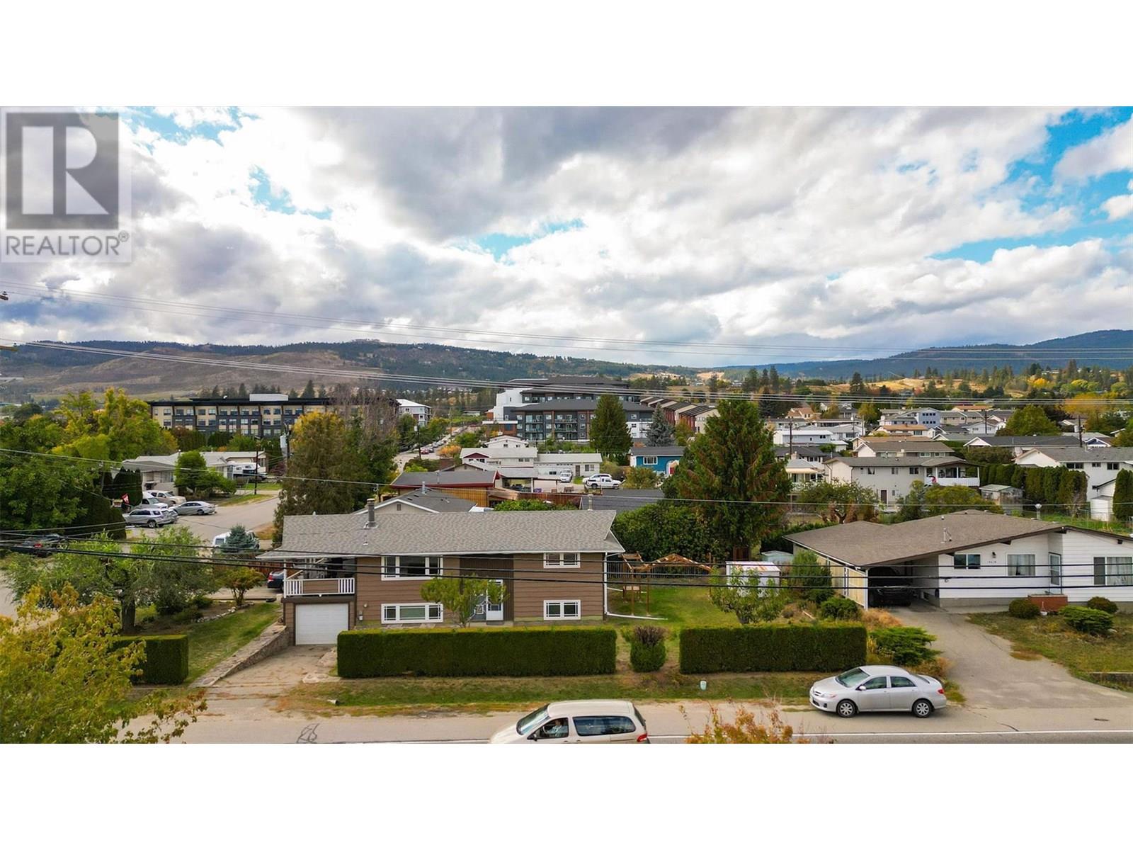 3645 Gosset Road Unit# 208, West Kelowna, British Columbia  V1Z 4C9 - Photo 2 - 10326378