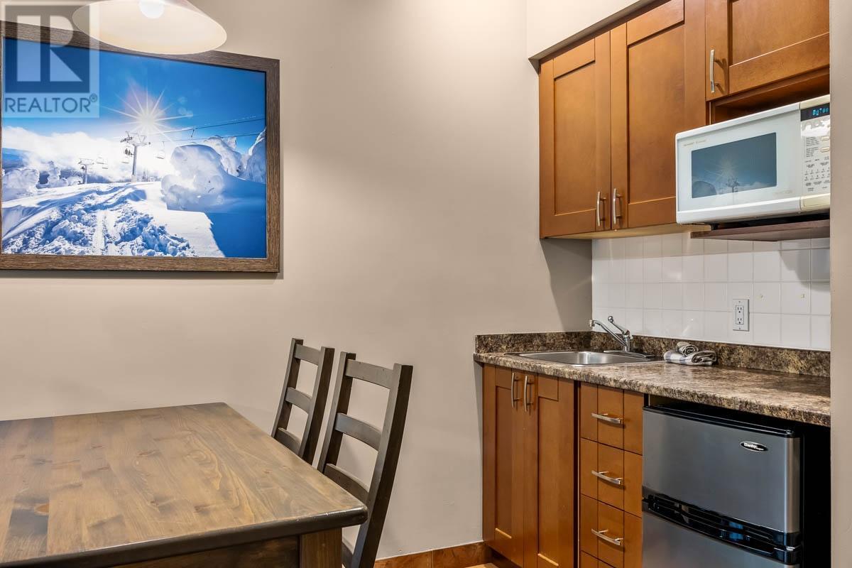 3220 Village Way Unit# 125/127, Sun Peaks, British Columbia  V0E 5N0 - Photo 14 - 181431