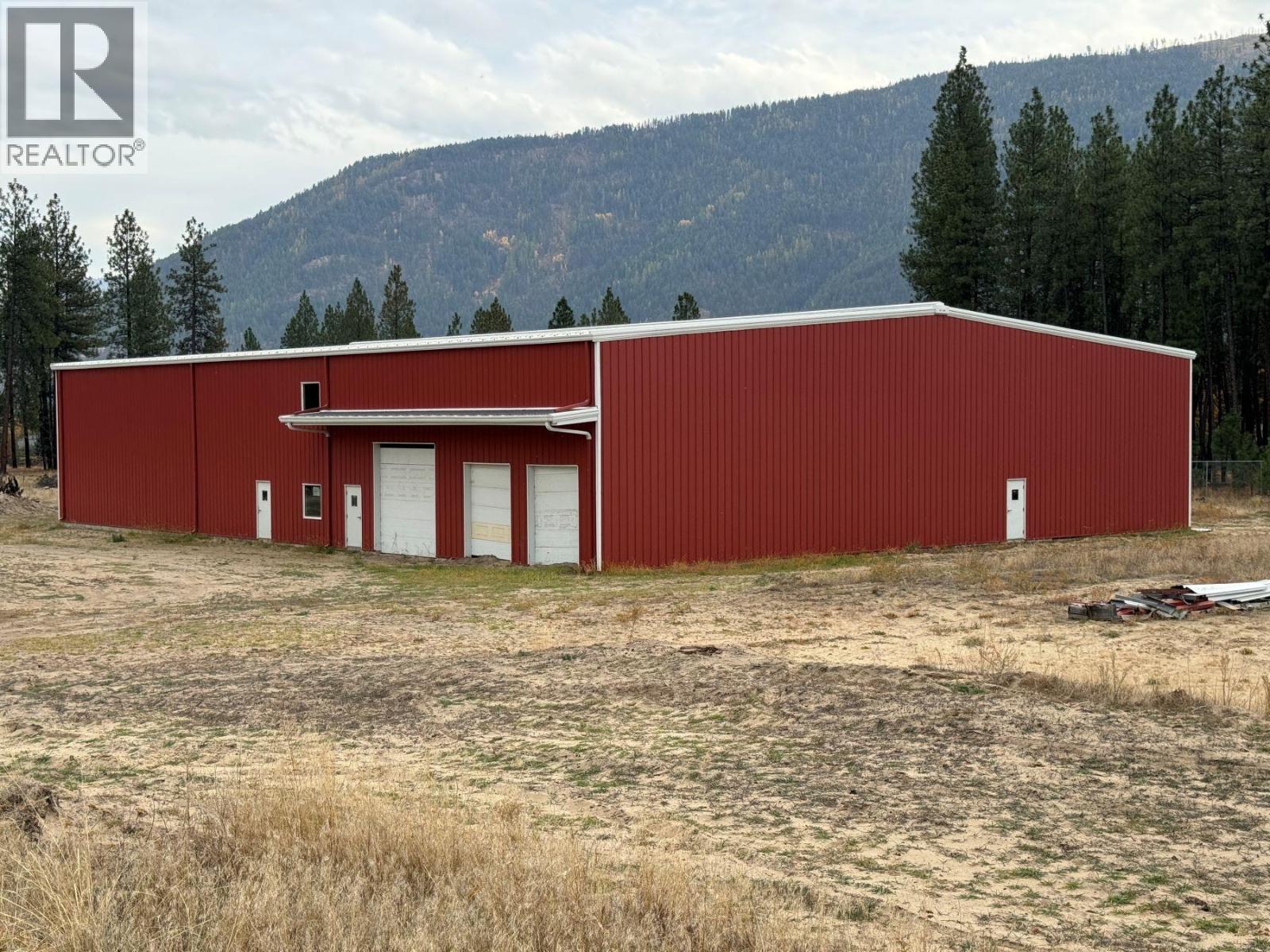 105 60th Avenue, Grand Forks, British Columbia  V0H 1H4 - Photo 1 - 2480114