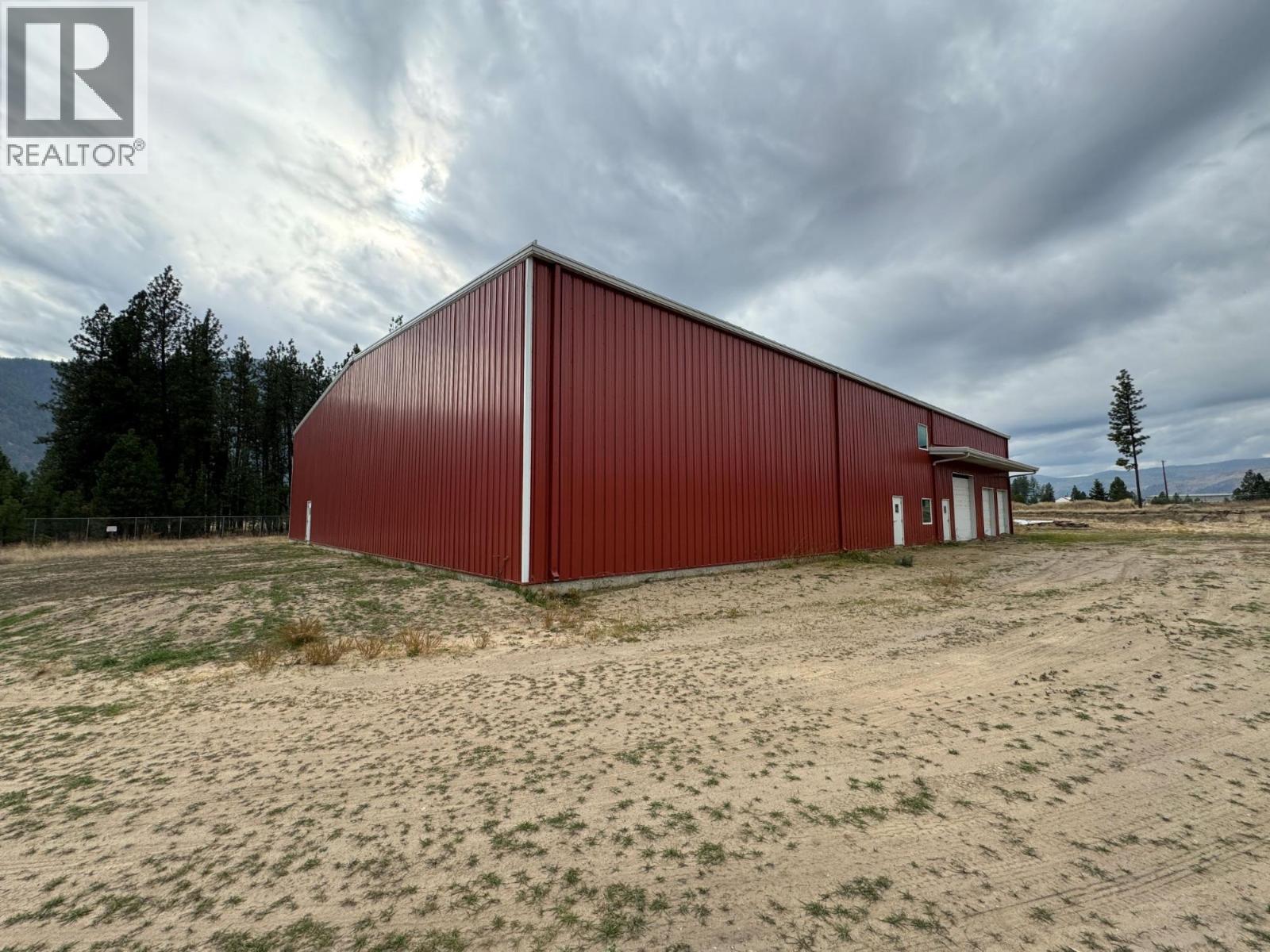 105 60th Avenue, Grand Forks, British Columbia  V0H 1H4 - Photo 5 - 2480114