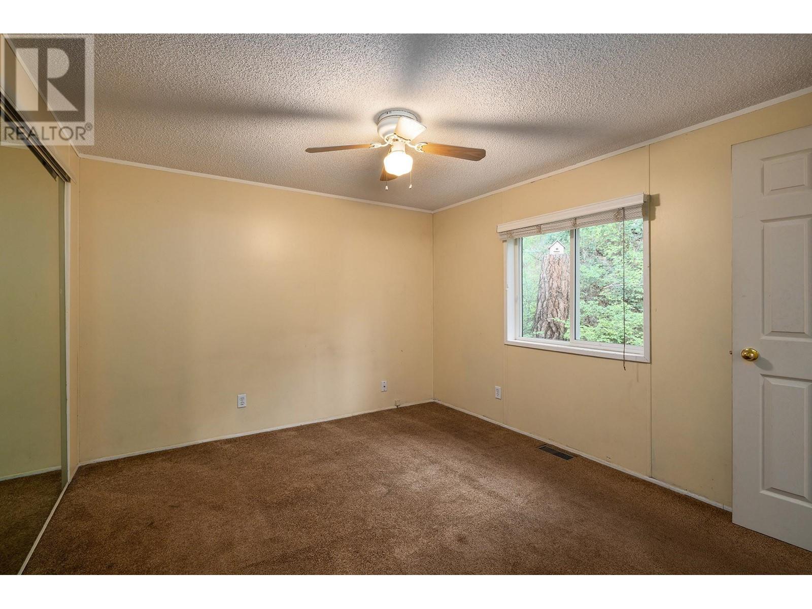 6439 Farmers Drive, Kelowna, British Columbia  V1P 1A2 - Photo 7 - 10326447