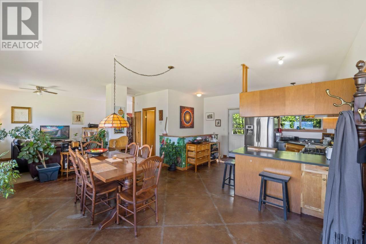 & 14506 Highway 3a Unit# 14504, Gray Creek, British Columbia  V0B 1S0 - Photo 15 - 10326954