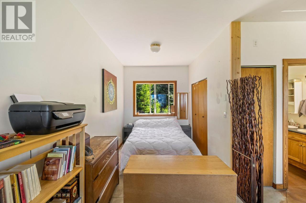 & 14506 Highway 3a Unit# 14504, Gray Creek, British Columbia  V0B 1S0 - Photo 24 - 10326954