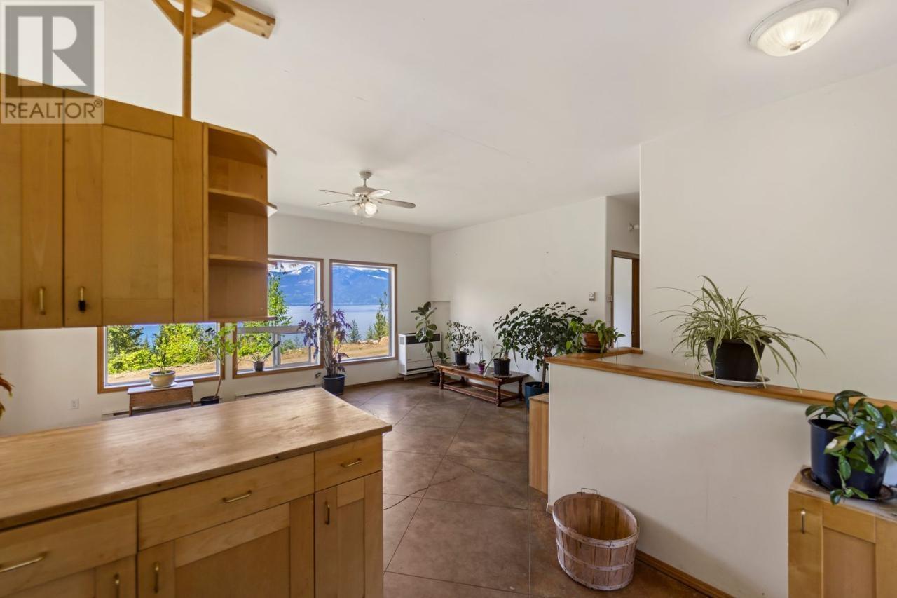 & 14506 Highway 3a Unit# 14504, Gray Creek, British Columbia  V0B 1S0 - Photo 43 - 10326954