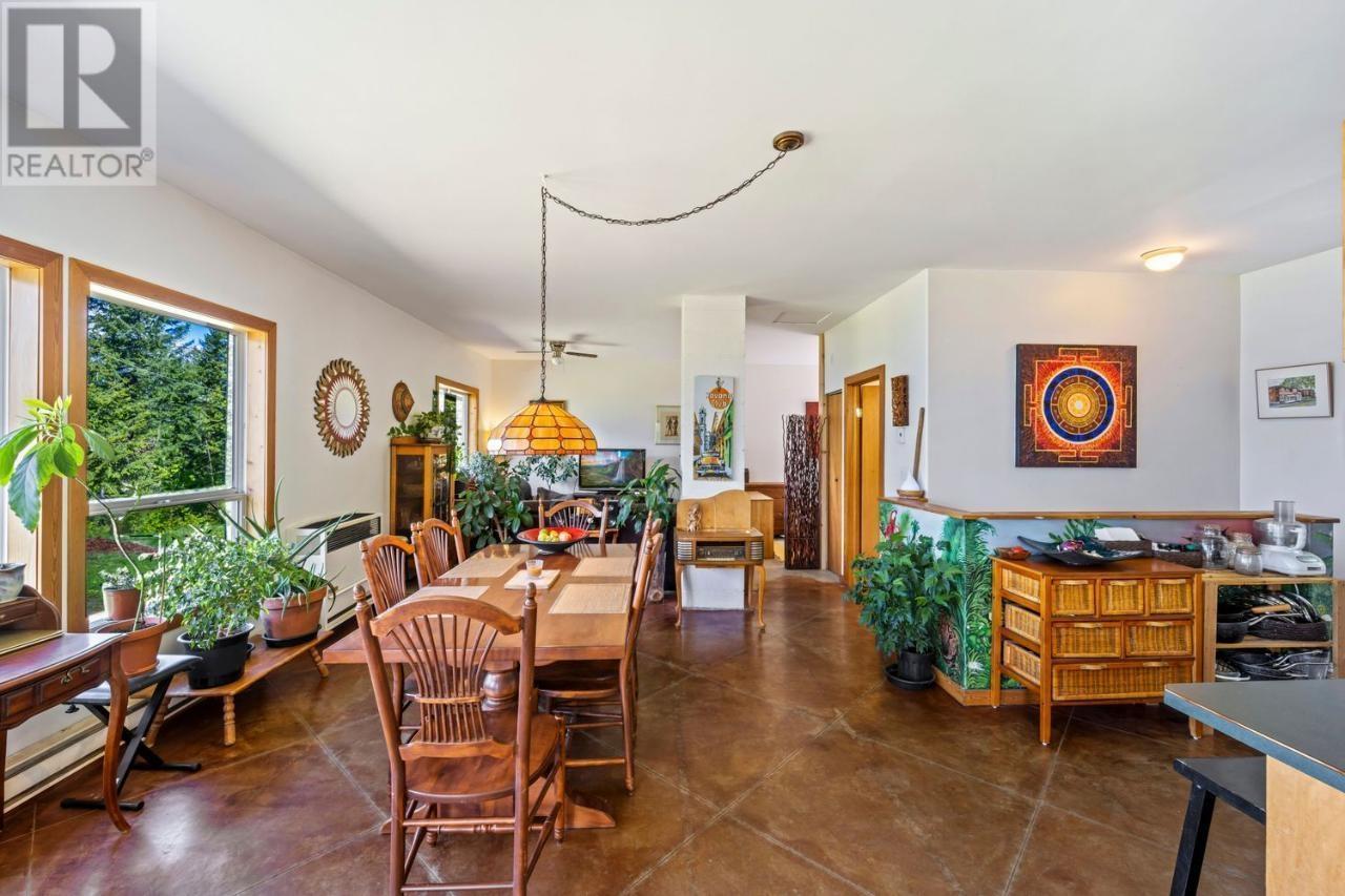 & 14506 Highway 3a Unit# 14504, Gray Creek, British Columbia  V0B 1S0 - Photo 8 - 10326954