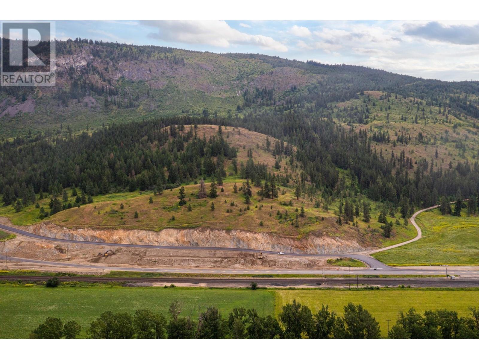 6189 Trans Canada Highway, Chase, British Columbia  V0E 1M1 - Photo 3 - 181469