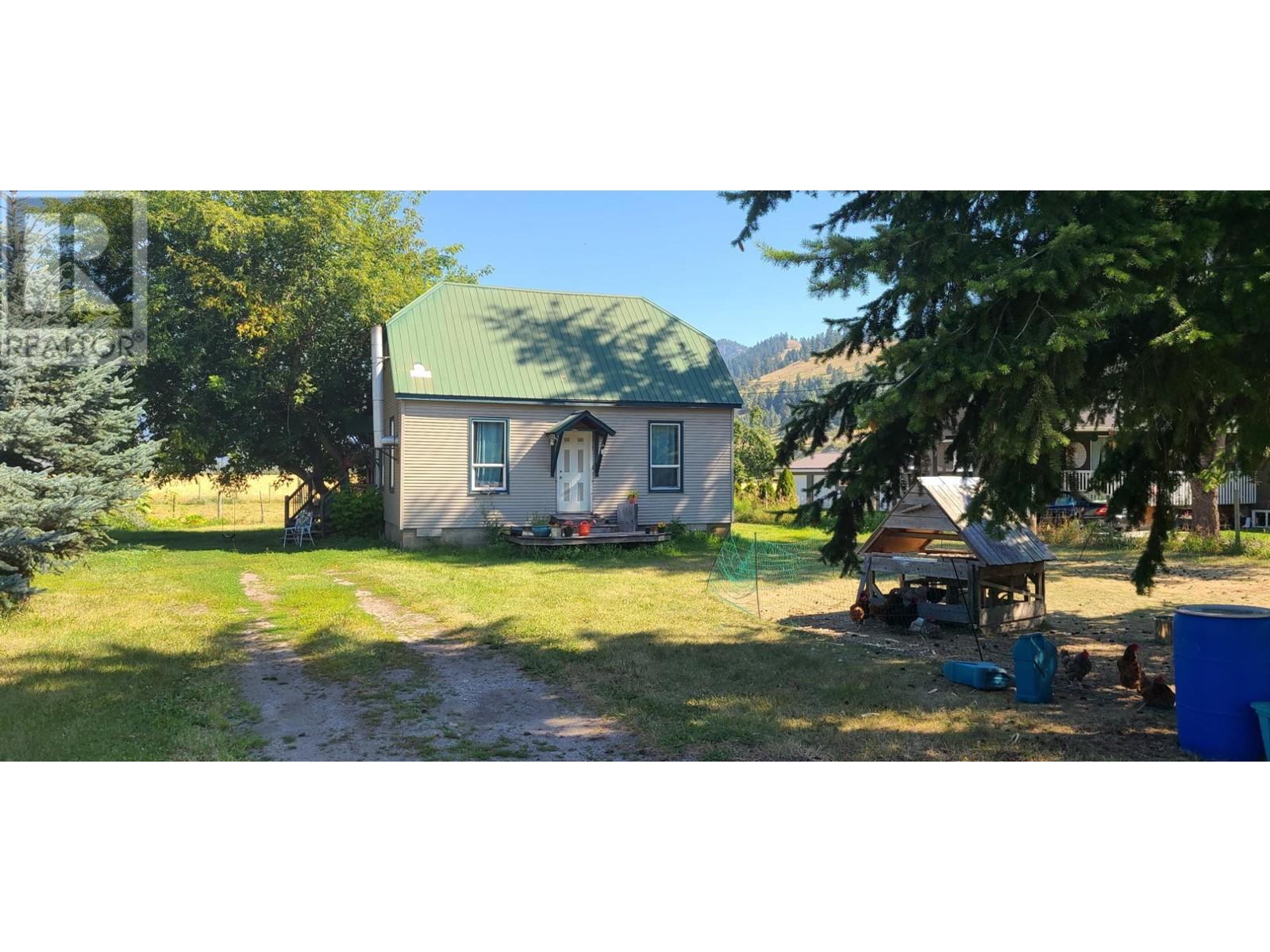 5649 Vla Road, Chase, British Columbia  V0E 1M1 - Photo 12 - 181473