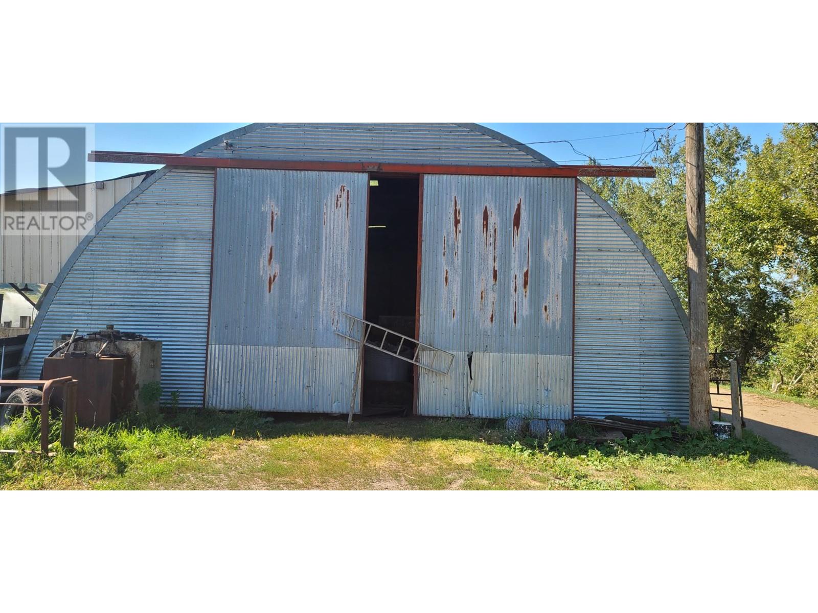 5649 Vla Road, Chase, British Columbia  V0E 1M1 - Photo 14 - 181473