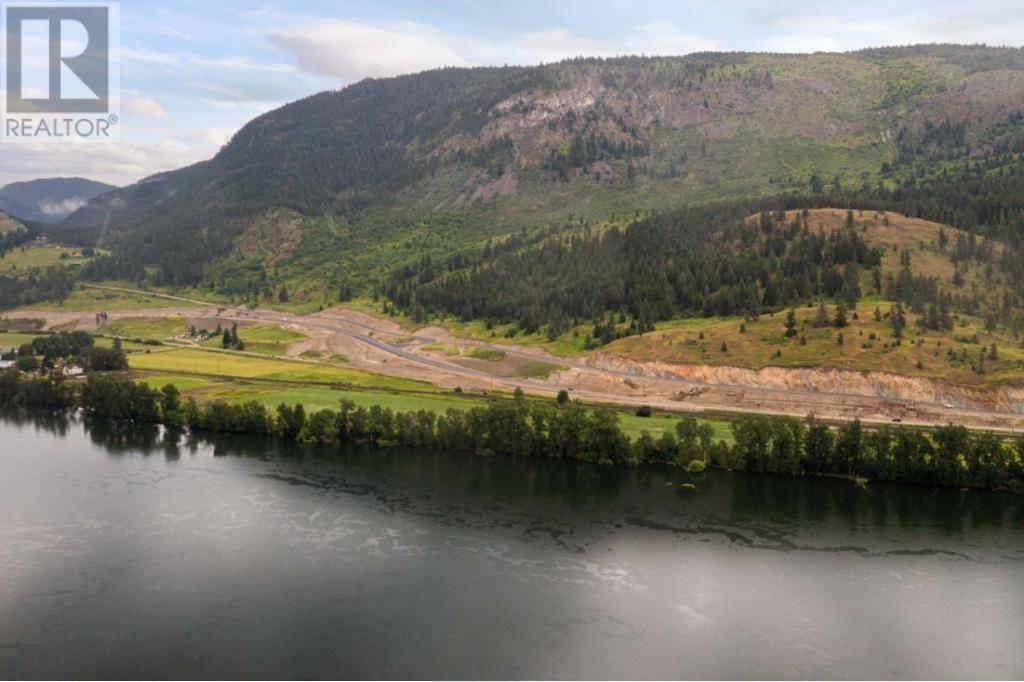 5649 Vla Road, Chase, British Columbia  V0E 1M1 - Photo 7 - 181473