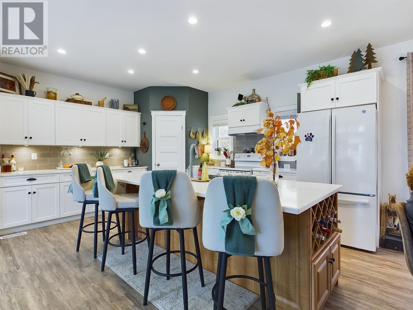 1020 Bullmoose Way, Osoyoos, British Columbia  V0H 1V6 - Photo 11 - 10327105