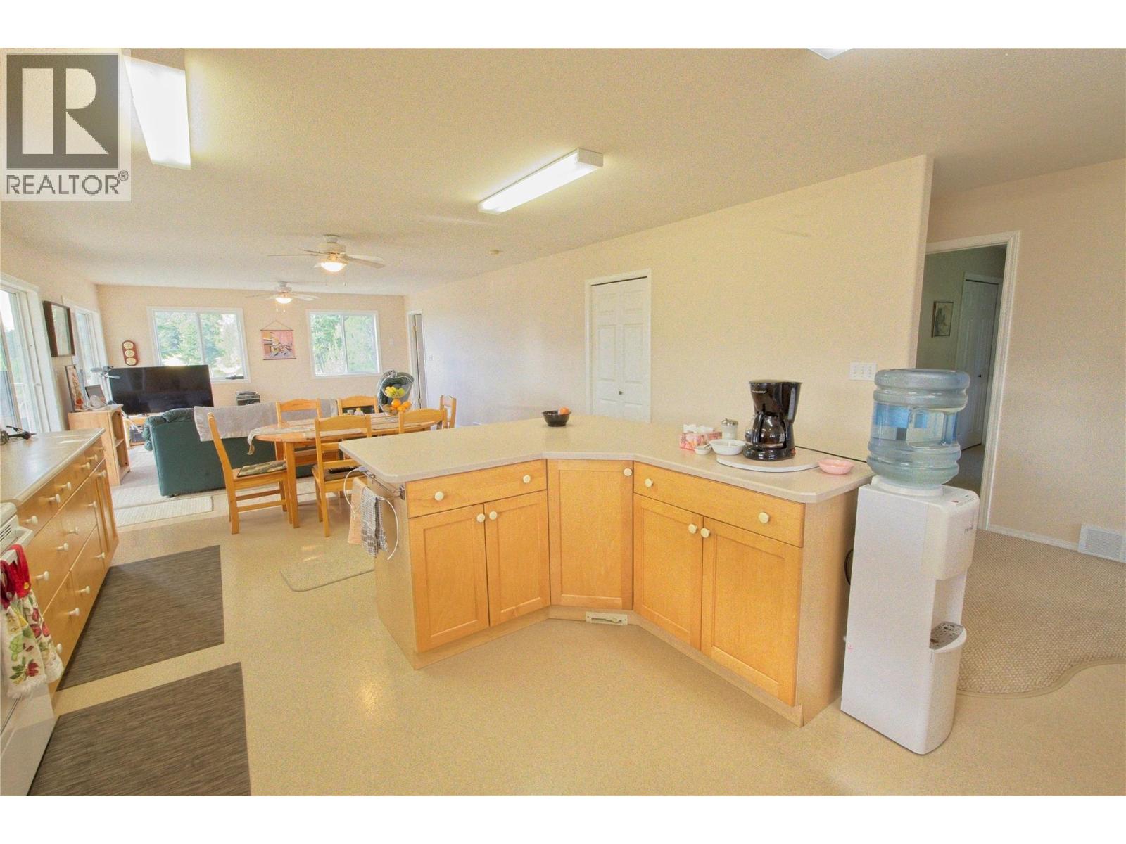 3423 3a Highway, Creston, British Columbia  V0B 1G8 - Photo 10 - 10327071