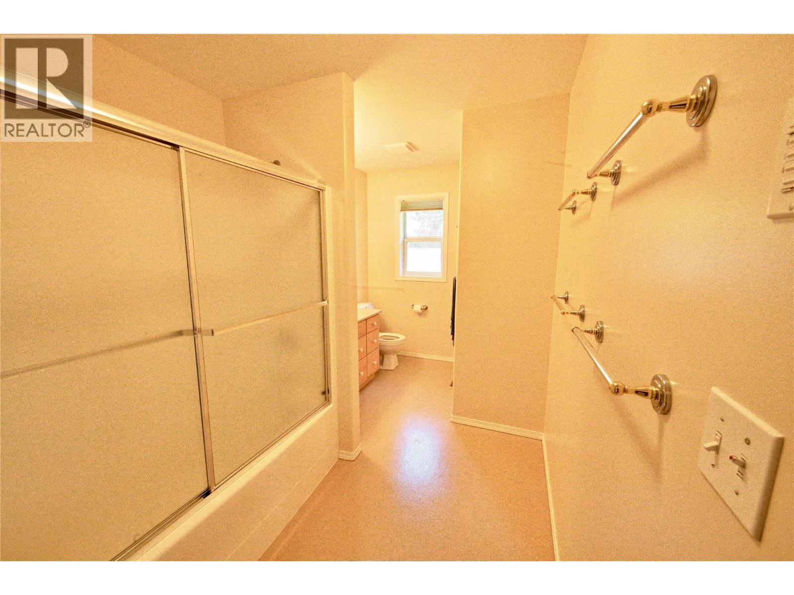 3423 3a Highway, Creston, British Columbia  V0B 1G8 - Photo 17 - 10327071