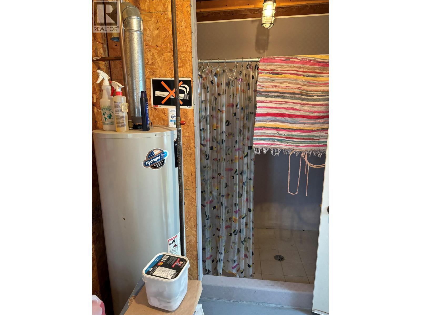 3423 3a Highway, Creston, British Columbia  V0B 1G8 - Photo 51 - 10327071