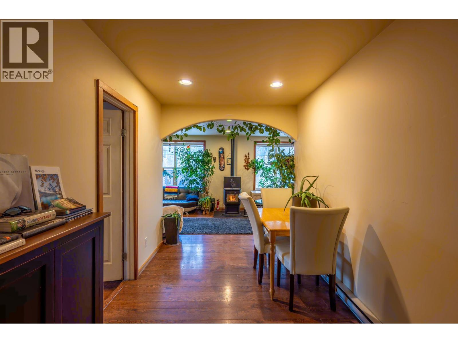 901 10th  S Avenue, Golden, British Columbia  V0A 1H0 - Photo 46 - 10329405