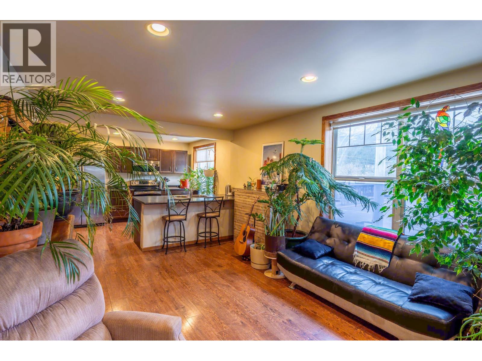 901 10th  S Avenue, Golden, British Columbia  V0A 1H0 - Photo 48 - 10329405