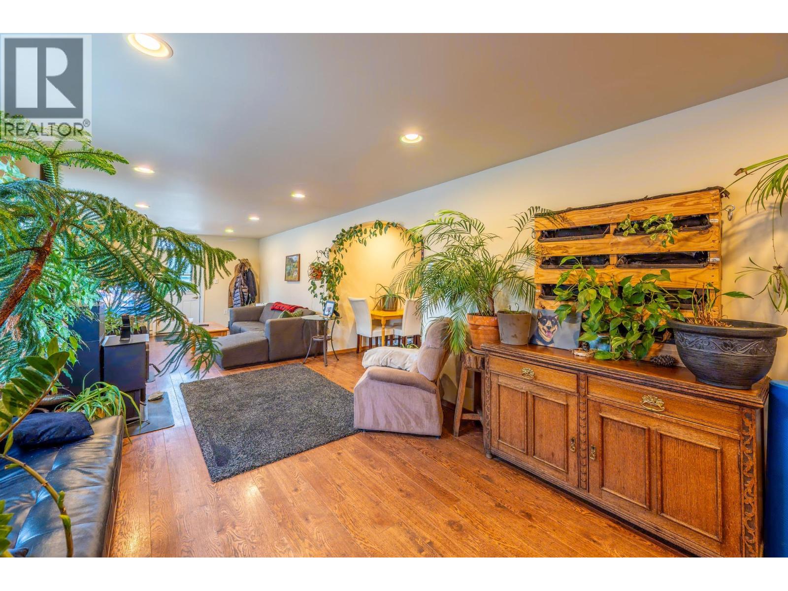 901 10th  S Avenue, Golden, British Columbia  V0A 1H0 - Photo 53 - 10329405