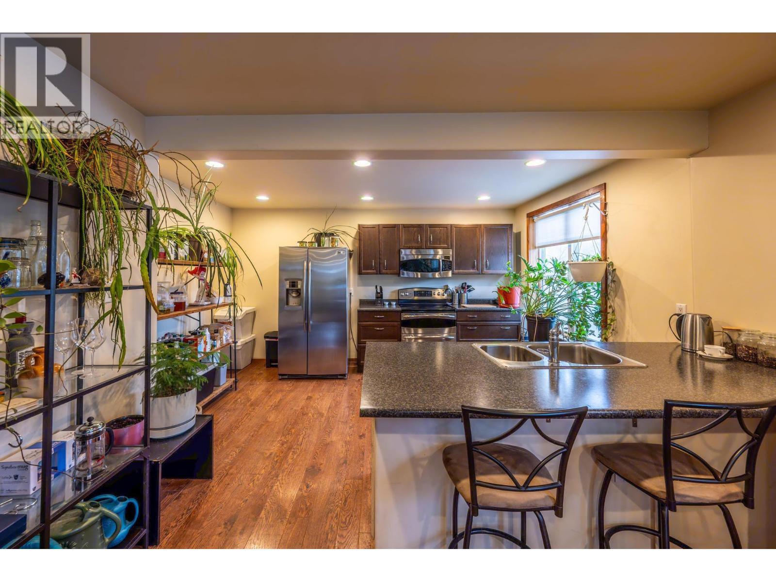 901 10th  S Avenue, Golden, British Columbia  V0A 1H0 - Photo 54 - 10329405