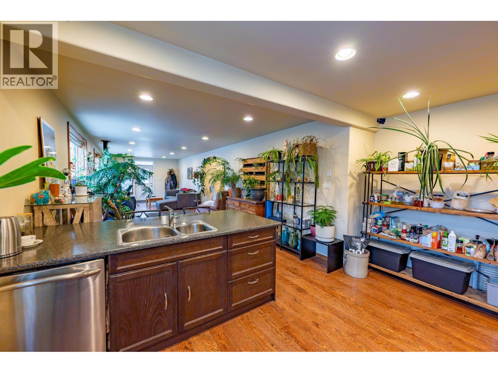 901 10th  S Avenue, Golden, British Columbia  V0A 1H0 - Photo 59 - 10329405