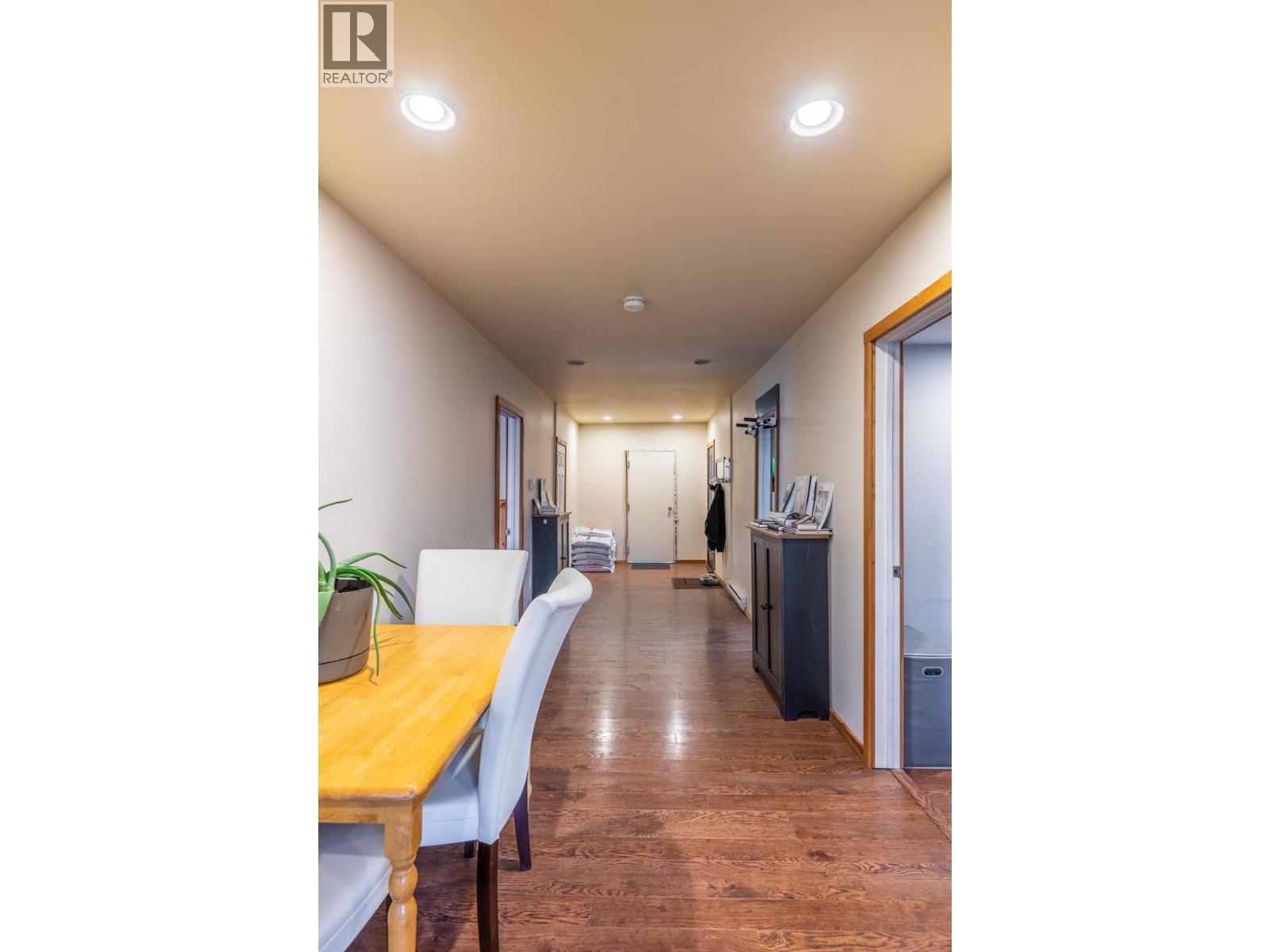 901 10th  S Avenue, Golden, British Columbia  V0A 1H0 - Photo 64 - 10329405