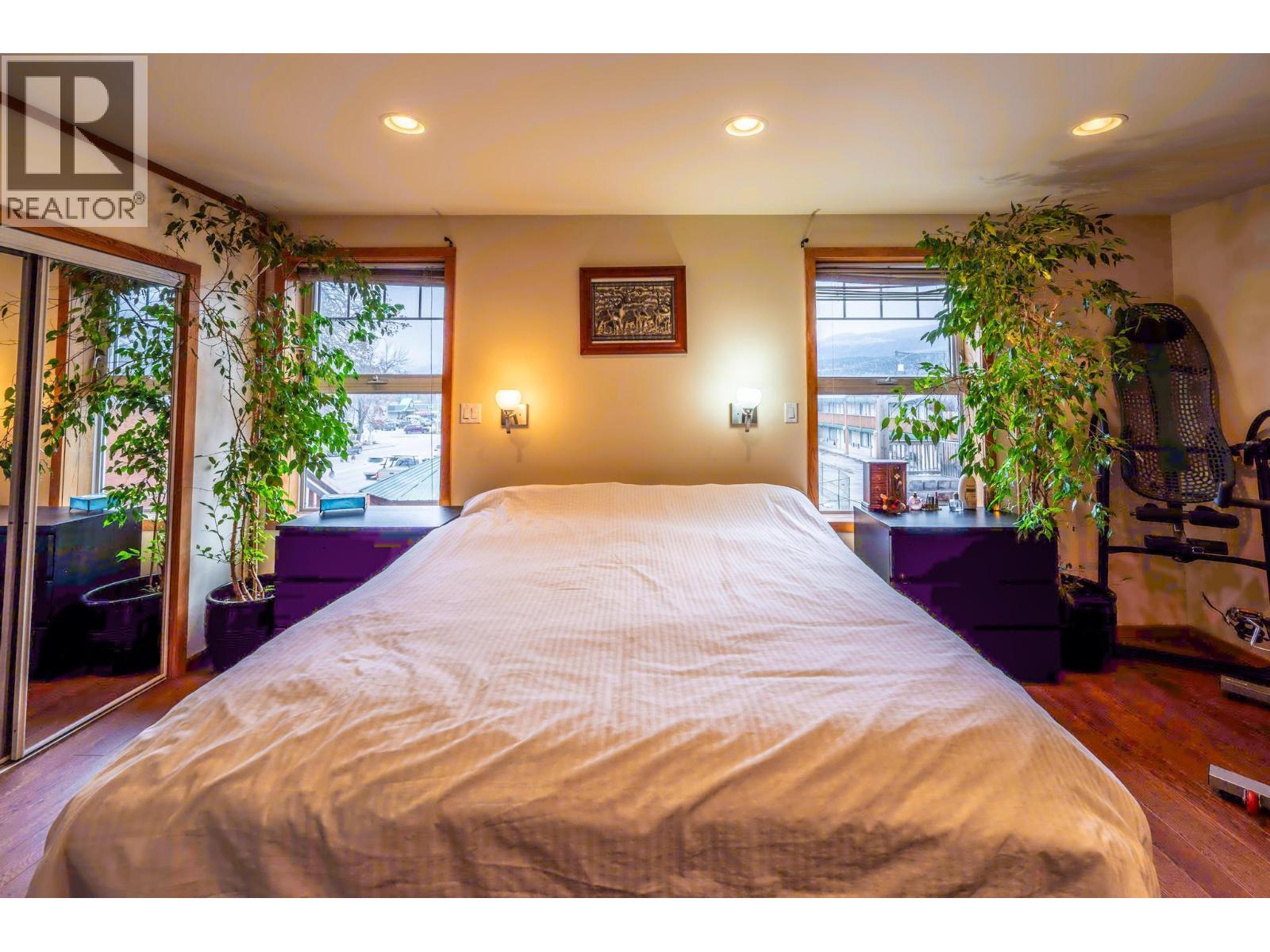 901 10th  S Avenue, Golden, British Columbia  V0A 1H0 - Photo 66 - 10329405