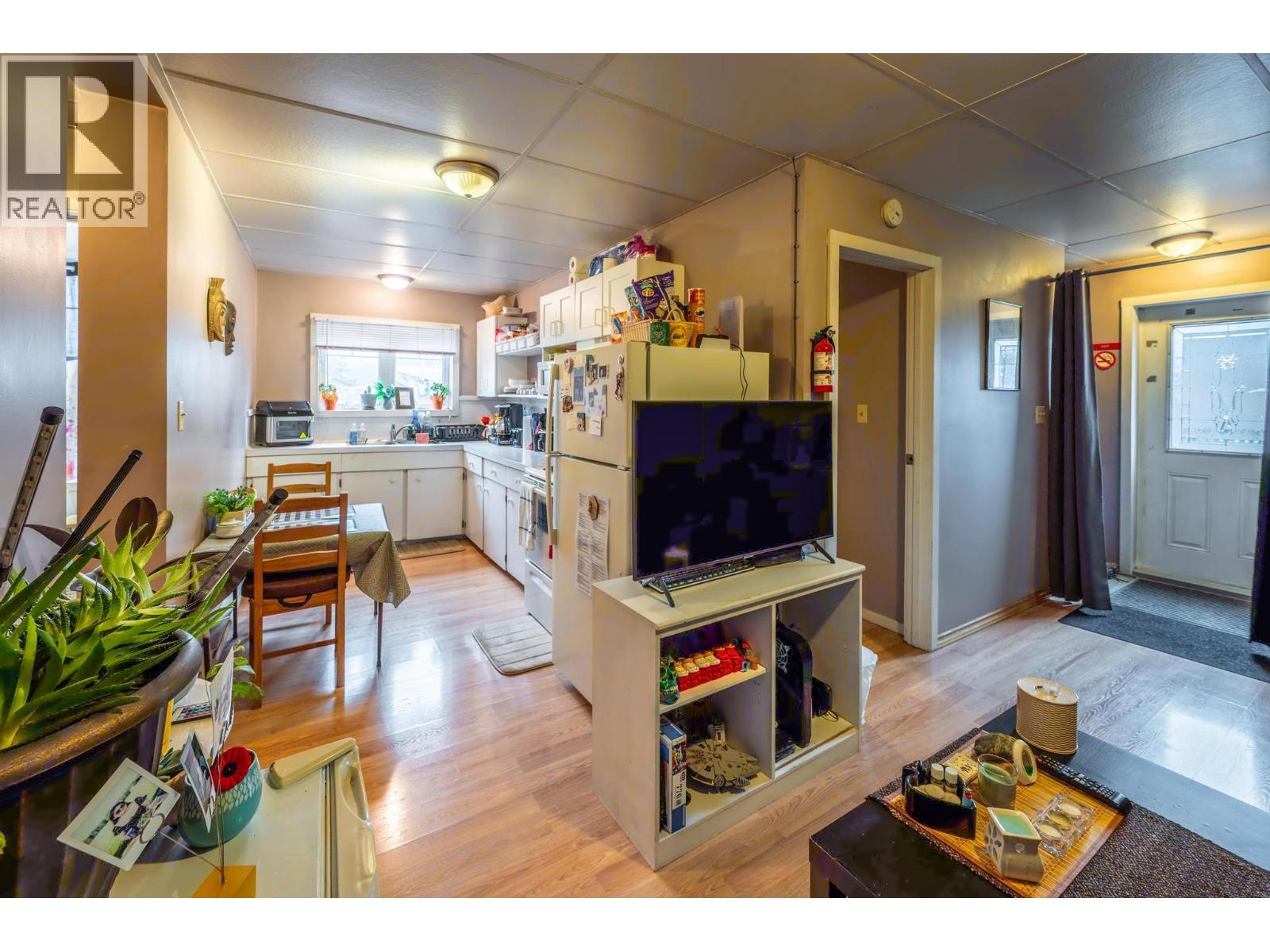 901 10th  S Avenue, Golden, British Columbia  V0A 1H0 - Photo 77 - 10329405