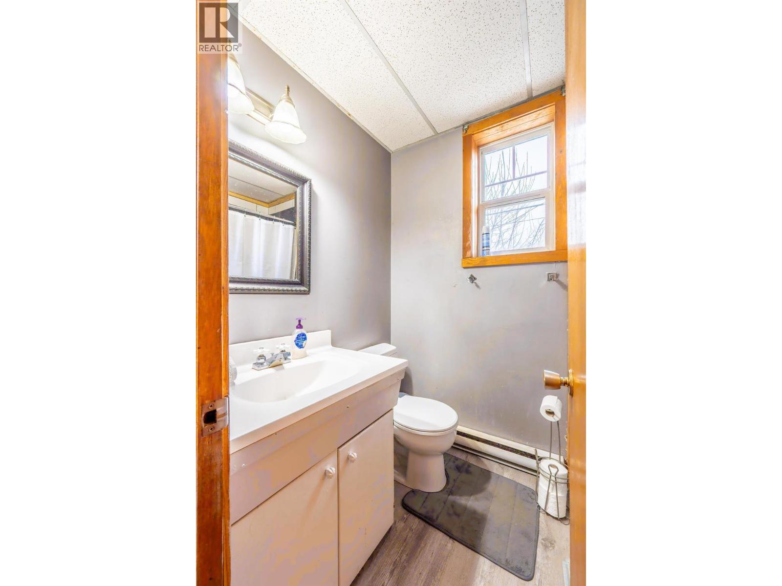 901 10th  S Avenue, Golden, British Columbia  V0A 1H0 - Photo 87 - 10329405