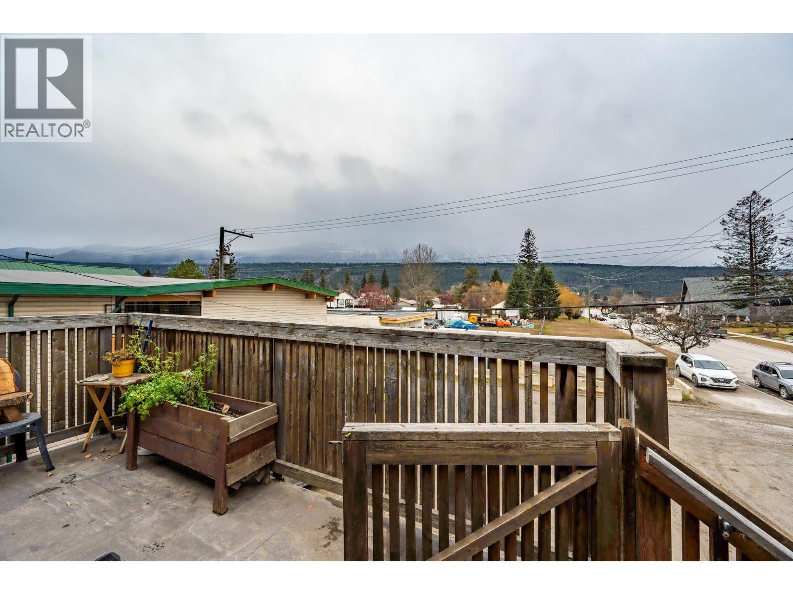 901 10th  S Avenue, Golden, British Columbia  V0A 1H0 - Photo 92 - 10329405