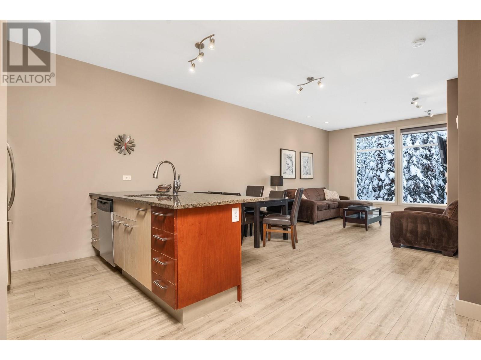 30 Monashee Road Unit# 310, Silver Star, British Columbia  V1B 0S8 - Photo 4 - 10329453