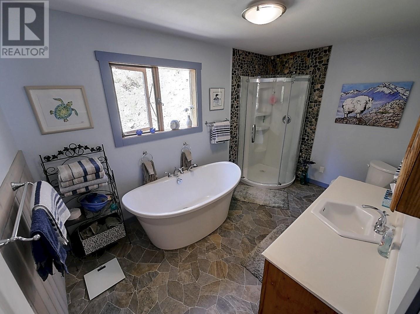 12355 Brown Creek Road, Grand Forks, British Columbia  V0H 1H8 - Photo 9 - 10330346