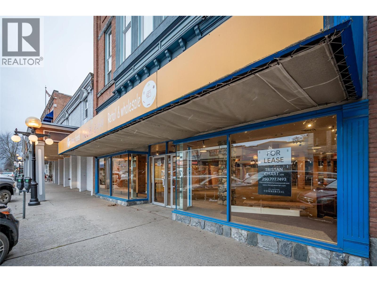 639 Baker Street, Nelson, British Columbia  V1L 4J3 - Photo 1 - 10330668