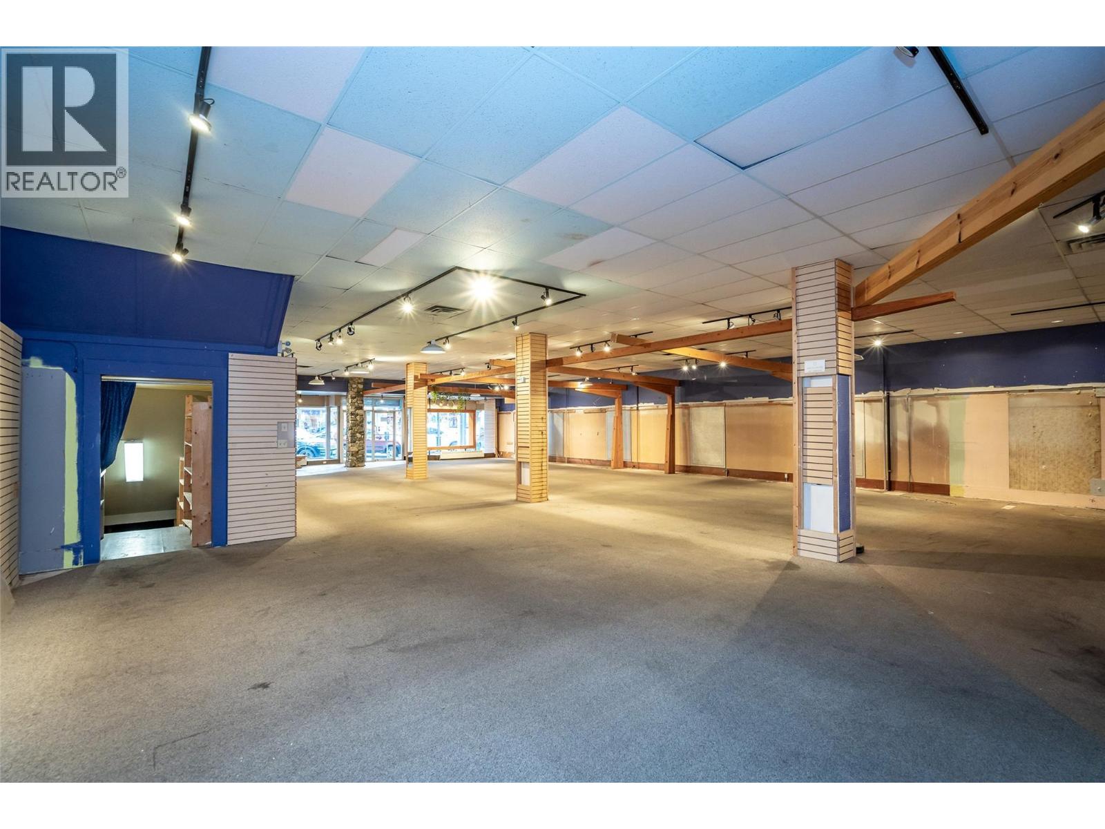 639 Baker Street, Nelson, British Columbia  V1L 4J3 - Photo 21 - 10330668