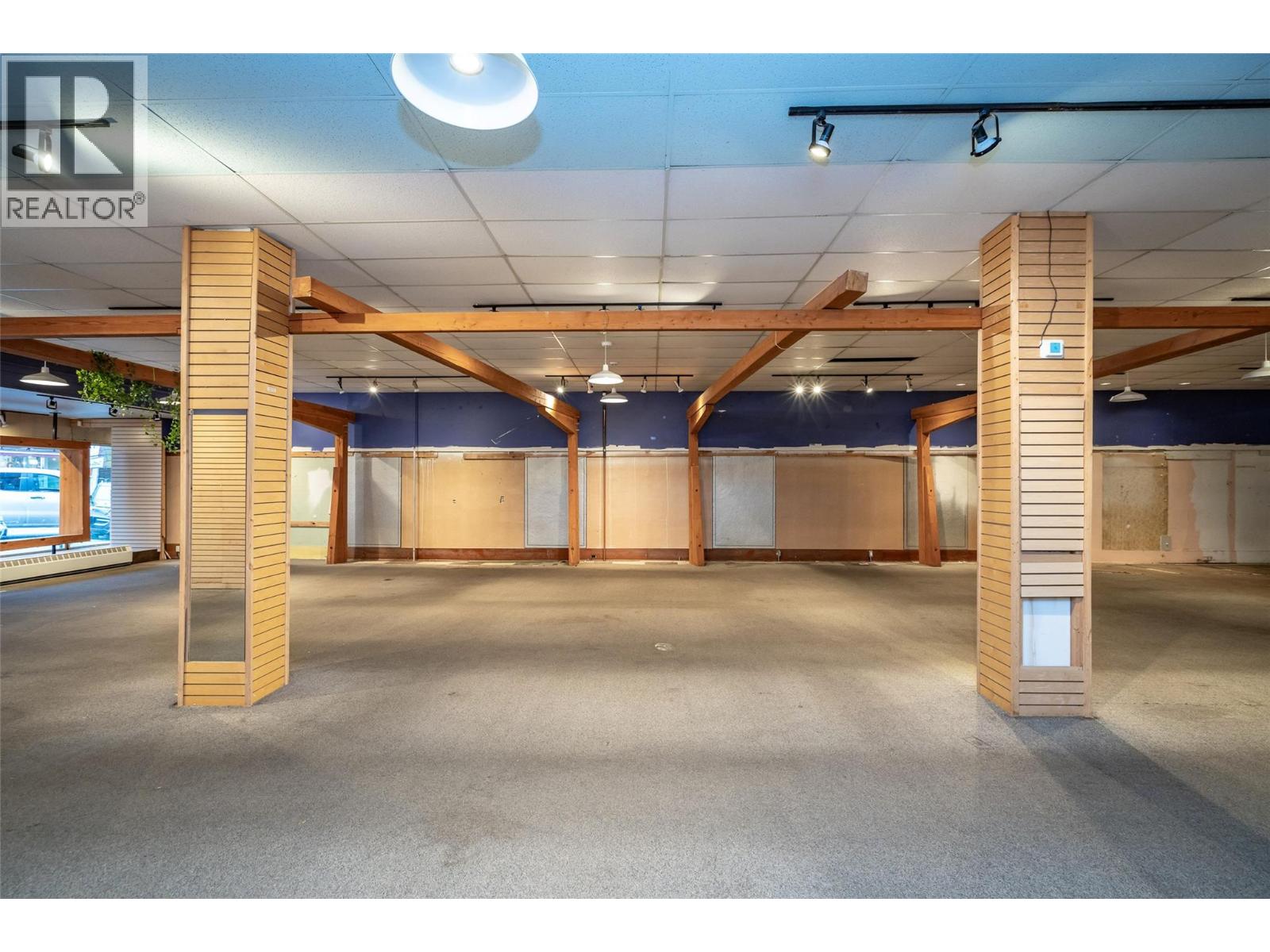 639 Baker Street, Nelson, British Columbia  V1L 4J3 - Photo 22 - 10330668