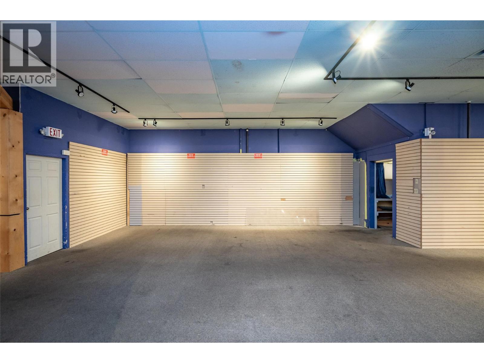 639 Baker Street, Nelson, British Columbia  V1L 4J3 - Photo 24 - 10330668