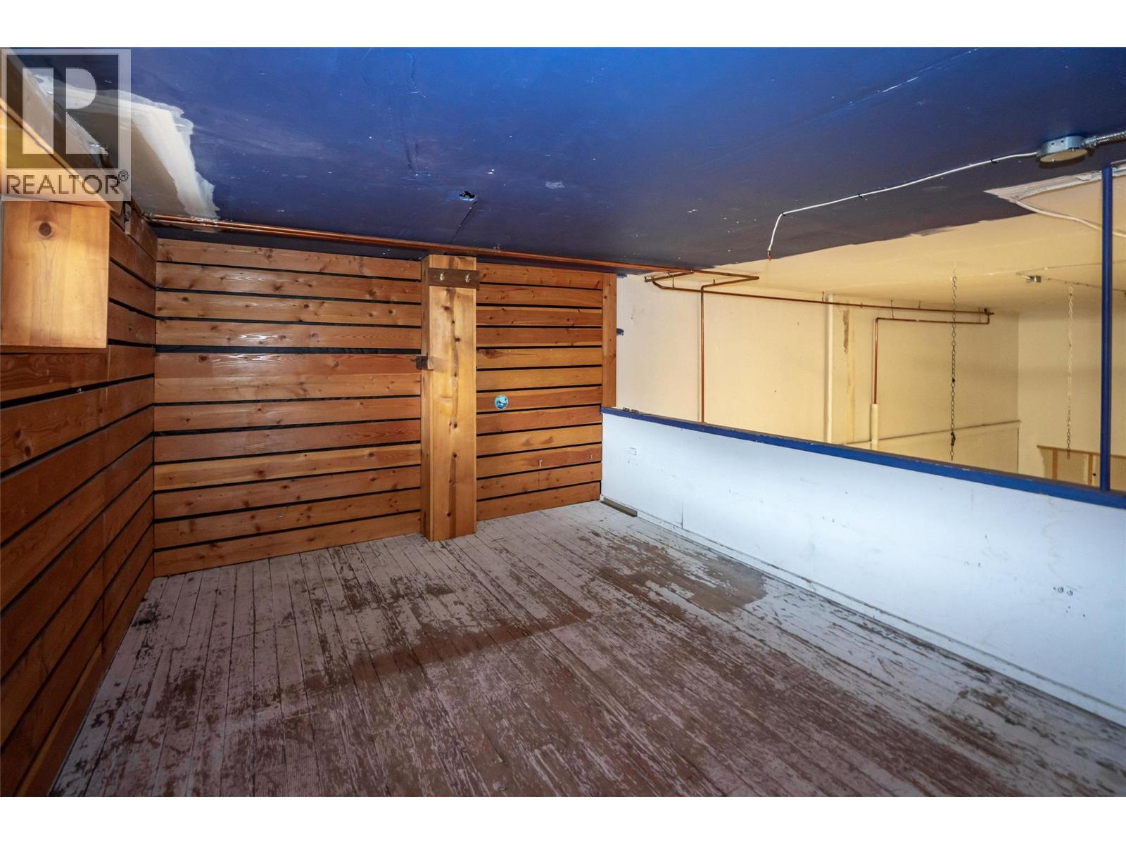 639 Baker Street, Nelson, British Columbia  V1L 4J3 - Photo 31 - 10330668