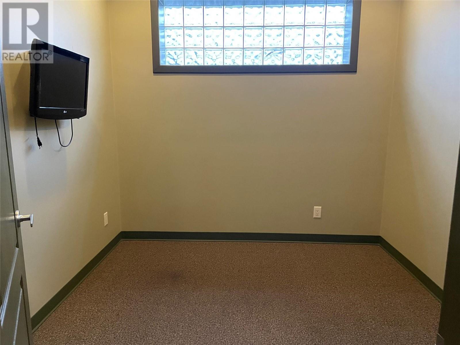 3202 32 Avenue, Vernon, British Columbia  V1T 2M5 - Photo 12 - 10330630