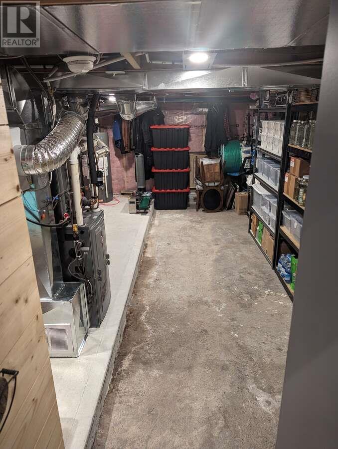 5595 Almond Gardens Road, Grand Forks, British Columbia  V0H 1H4 - Photo 10 - 10330847