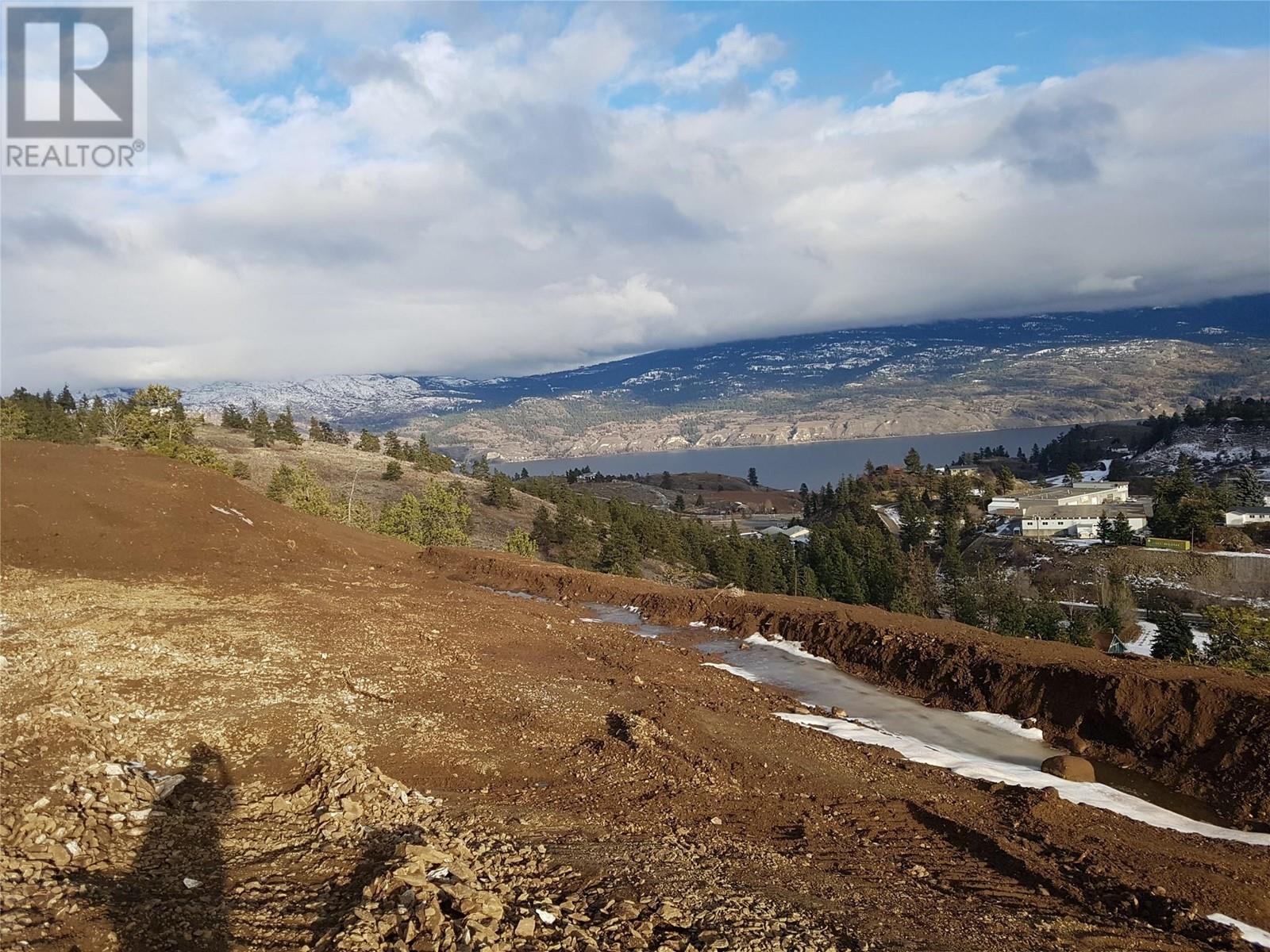 17523 Sanborn Street, Summerland, British Columbia  V0H 1Z3 - Photo 3 - 10331073
