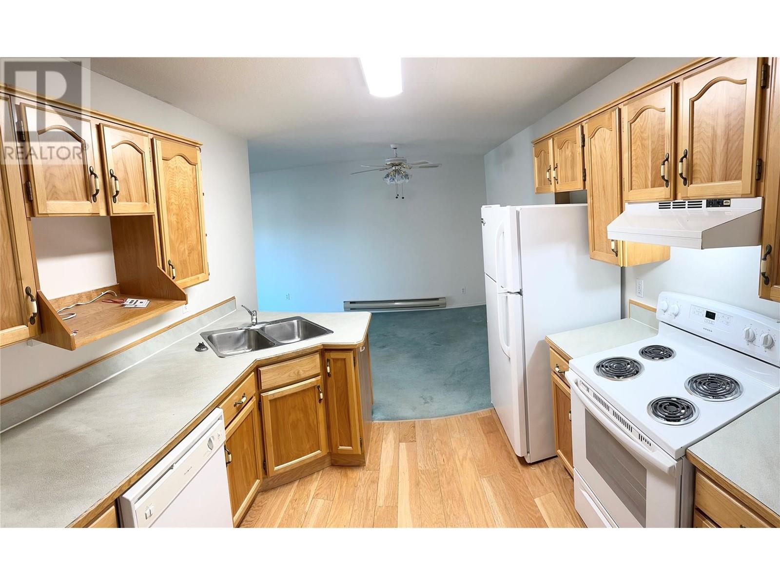 3426 Hemlock Street Unit# 102, Penticton, British Columbia  V2A 8K1 - Photo 12 - 10331232