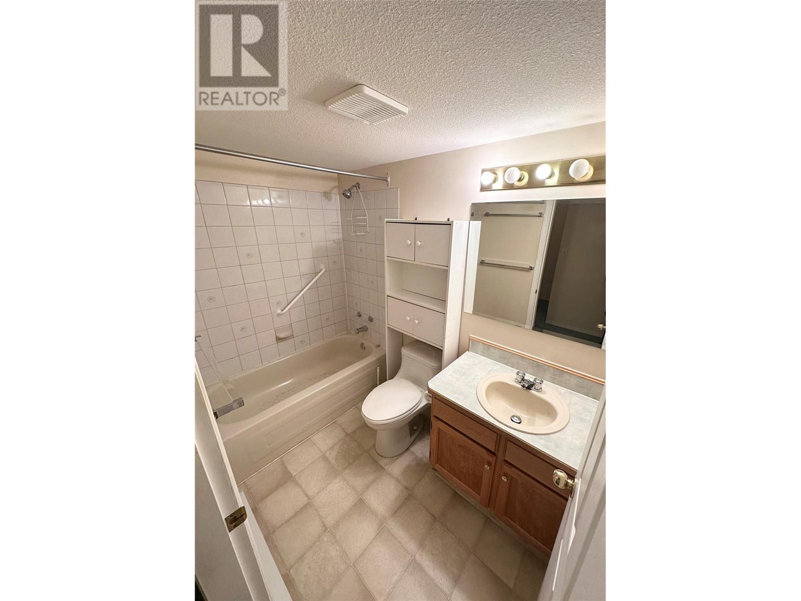 3426 Hemlock Street Unit# 102, Penticton, British Columbia  V2A 8K1 - Photo 13 - 10331232