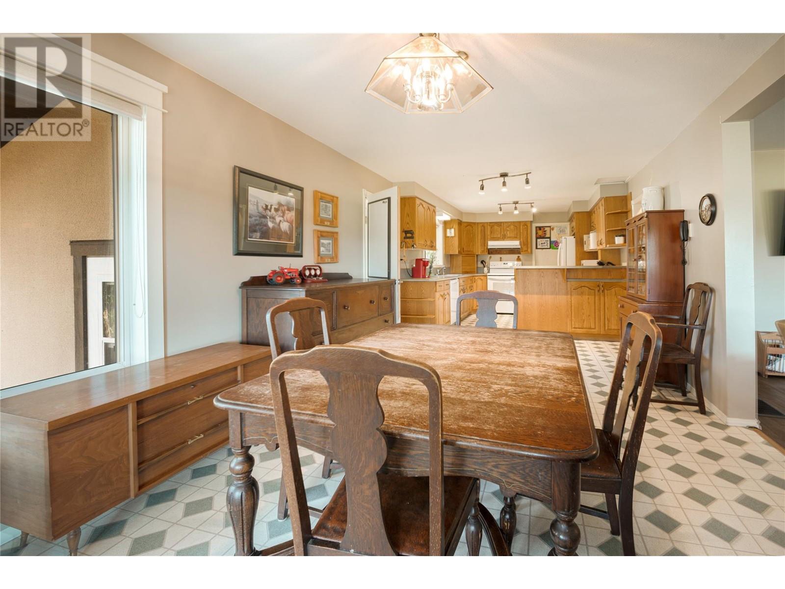 9982 97b Highway, Enderby, British Columbia  V0E 1V3 - Photo 20 - 10331525