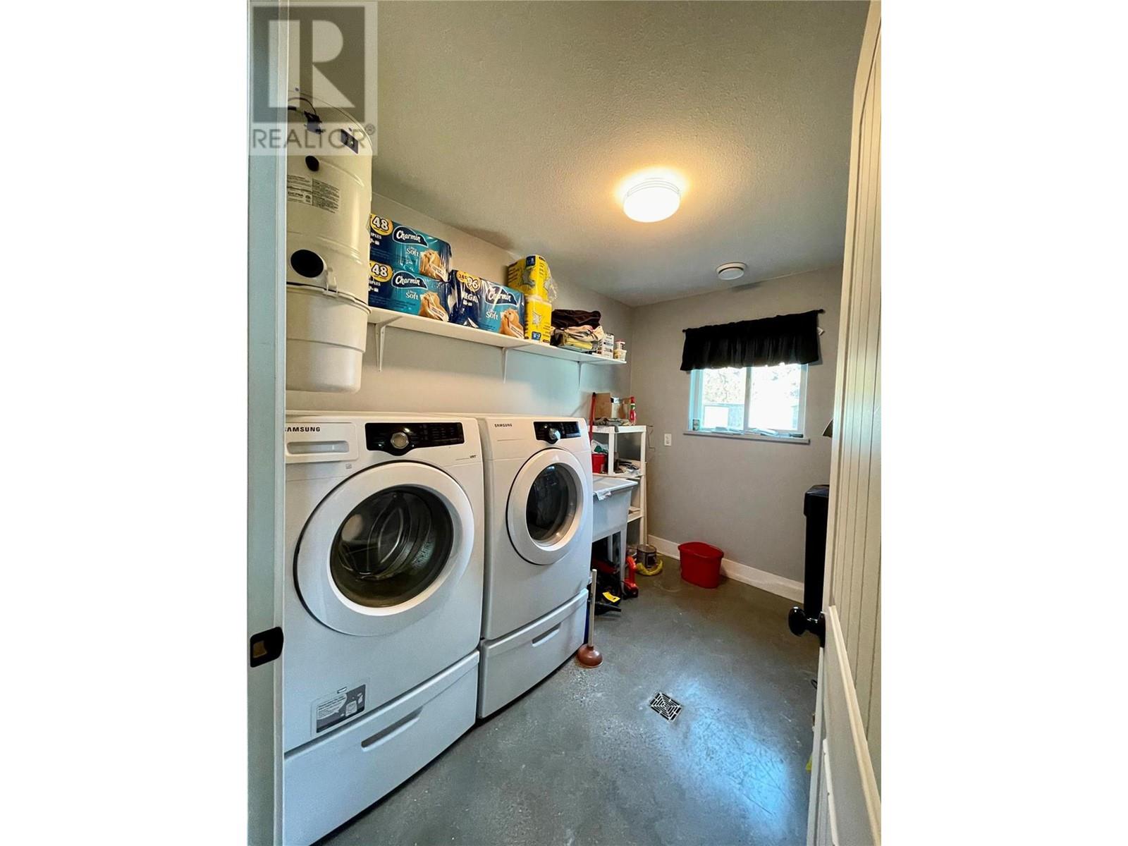 5763 Ponderosa Road, Falkland, British Columbia  V0E 1W0 - Photo 14 - 10331473