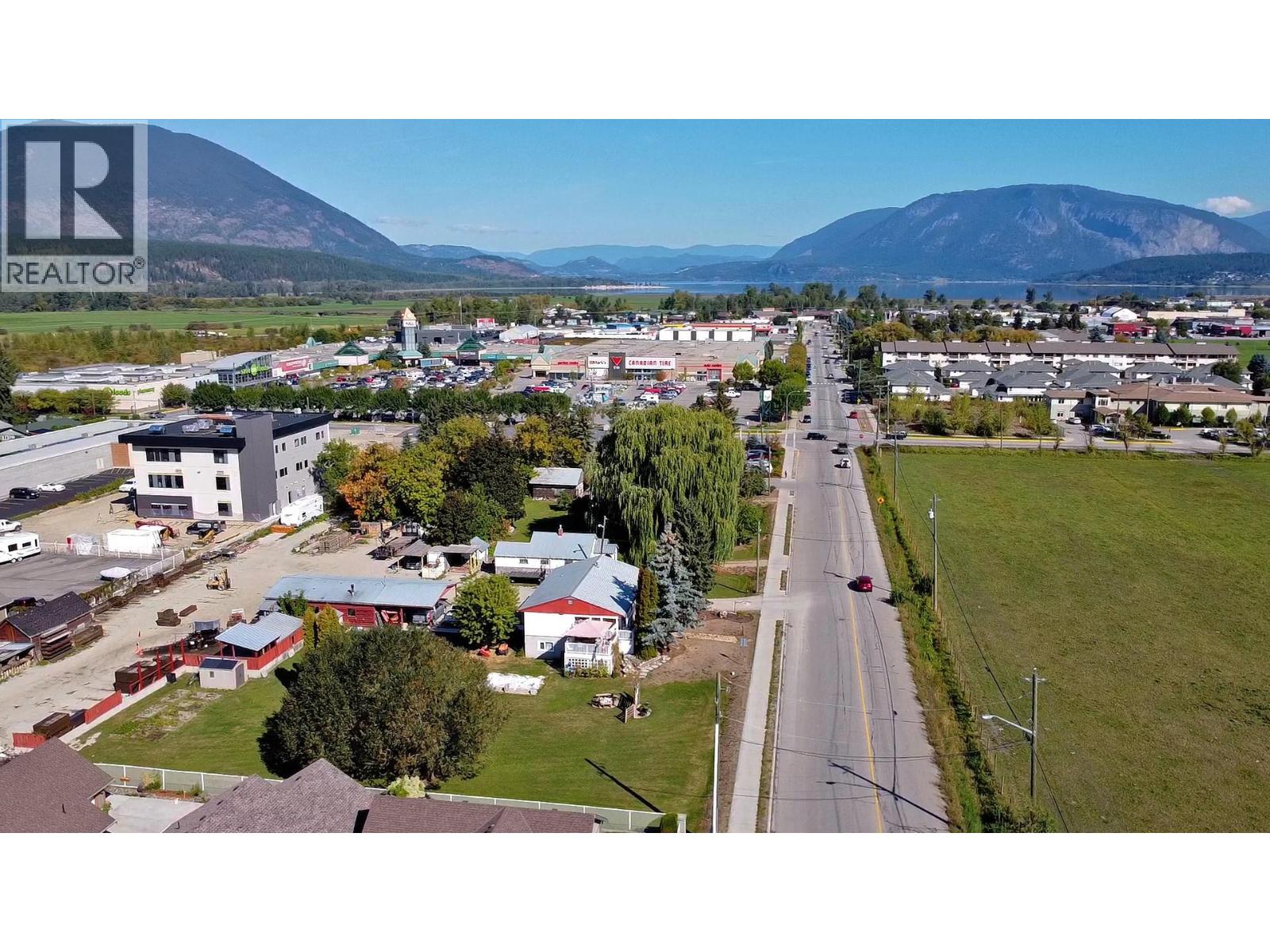 1091, 1131, 1171 10 Street Sw, Salmon Arm, British Columbia  V1E 1T2 - Photo 7 - 10331284