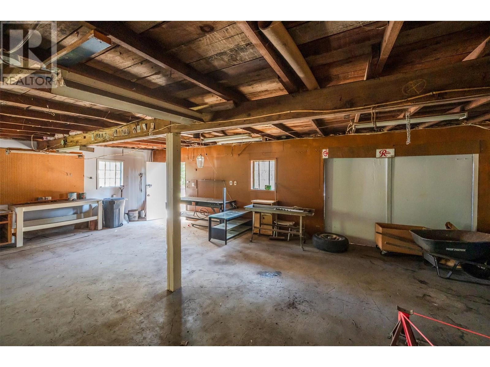 5401 Highway 97, Oliver, British Columbia  V0H 1T1 - Photo 12 - 10332002