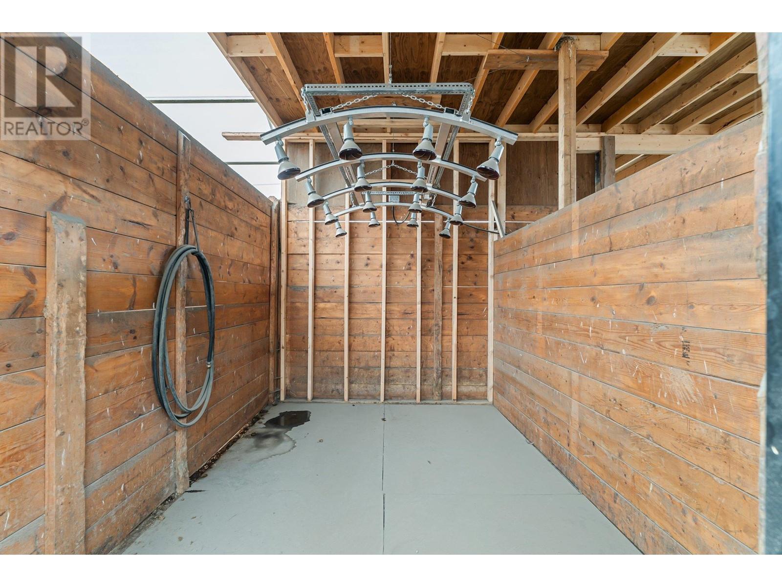 3830 Casorso Road, Kelowna, British Columbia  V1W 4R7 - Photo 19 - 10332713