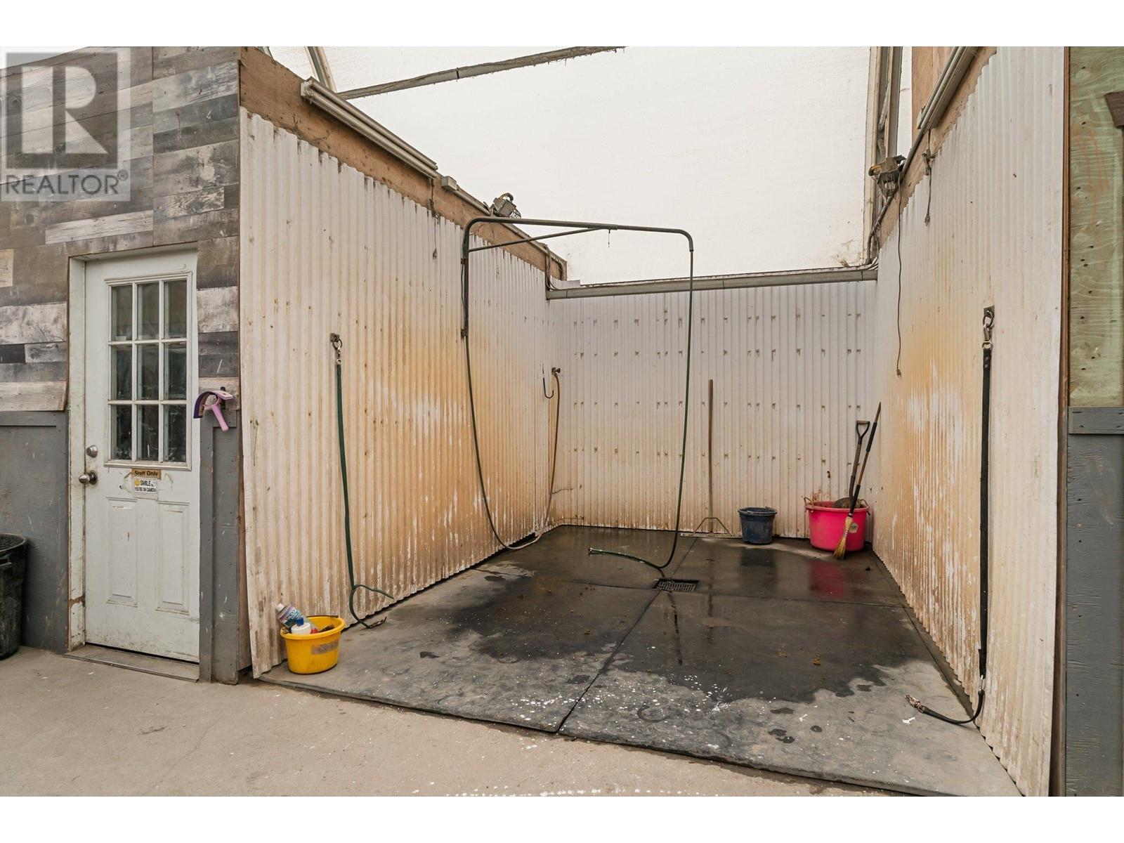 3830 Casorso Road, Kelowna, British Columbia  V1W 4R7 - Photo 23 - 10332713