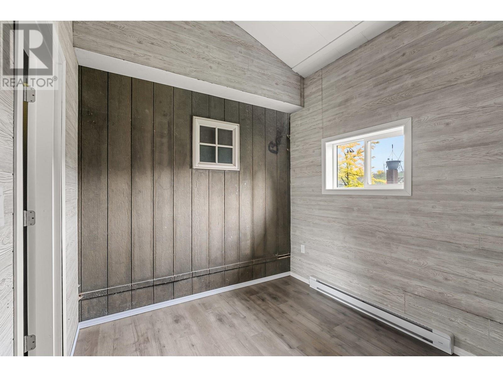 3830 Casorso Road, Kelowna, British Columbia  V1W 4R7 - Photo 35 - 10332713